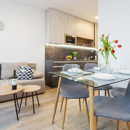 Harfa Apartments Praha Bagian luar foto
