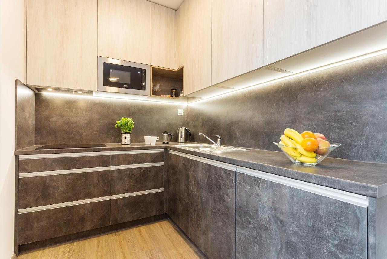 Harfa Apartments Praha Bagian luar foto