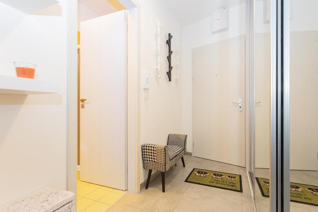 Harfa Apartments Praha Bagian luar foto